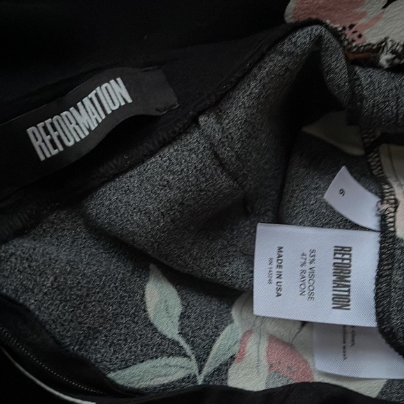 Reformation Copper two piece - Picture 10 of 11